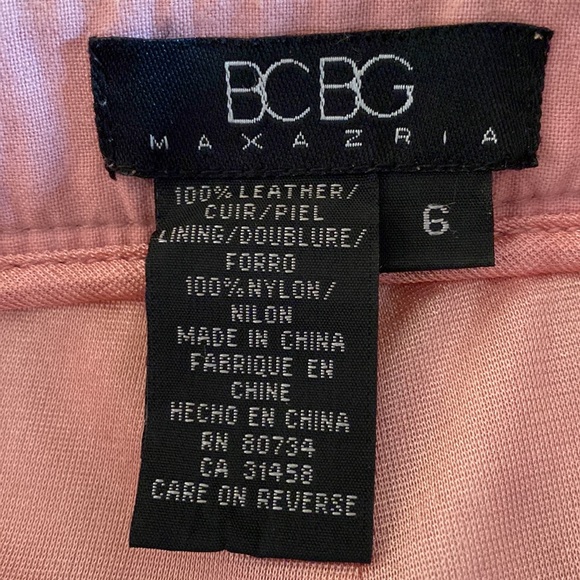 BCBGMAXAZRIA Leather Barbie pink shimmer cropped wide pants from Nordstroms - Picture 11 of 12